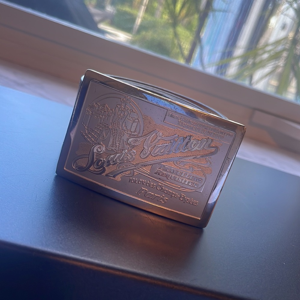 Louis Vuitton belt
